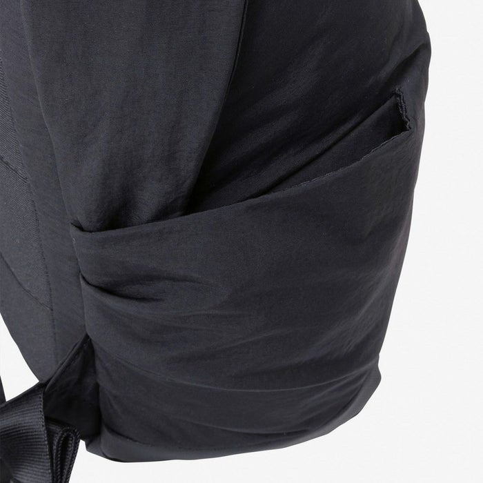 THE NORTH FACE ノースフェイス ネバーストップミニバックパック レディース NMW82351 リュック デイパック 8L 軽量 コンパクト 通勤 通学 ブラック