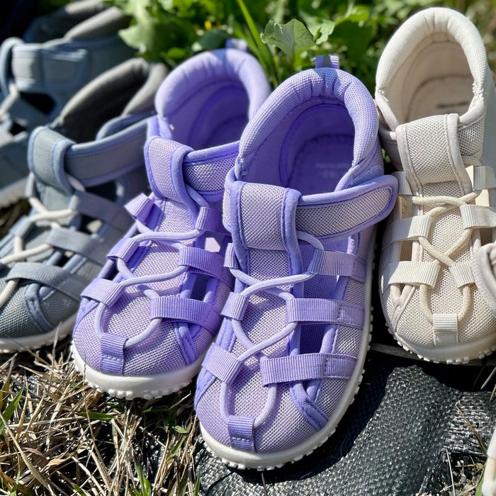 キッズ ベビー サンダル 女の子 男の子 水陸両用 脱げない つま先あり 水遊び 軽量 子ども靴 ウォーターシューズ 黒 スポーツサンダル グルカサンダル Parade 56302