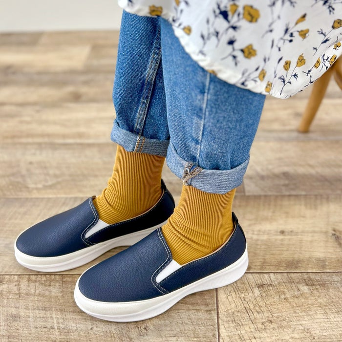 カジュアルシューズ レディース 軽量 歩きやすい 疲れにくい シンプル きれいめ 通勤 通学 スリッポン 紐 Parade 2345 2251