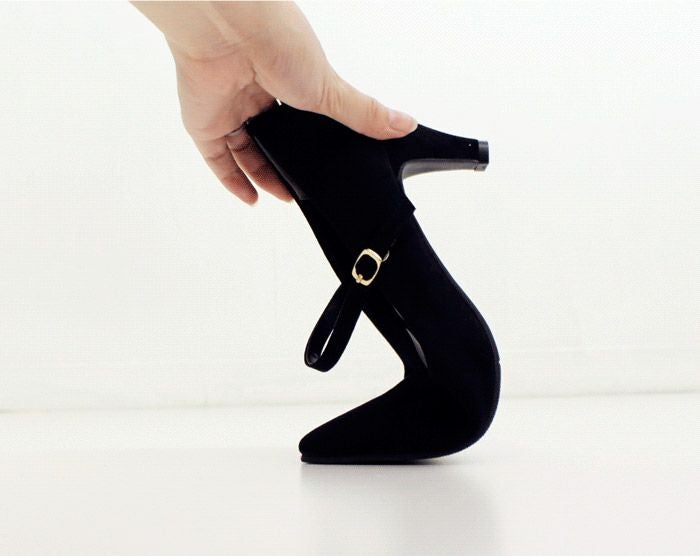 パンプス 結婚式 太ヒール ワンストラップ 痛くない 柔らかい 黒 二次会 パーティ ビジネス 仕事 ミドルヒール 6cm 6センチヒール 19035 極ふわっ Parede レディース