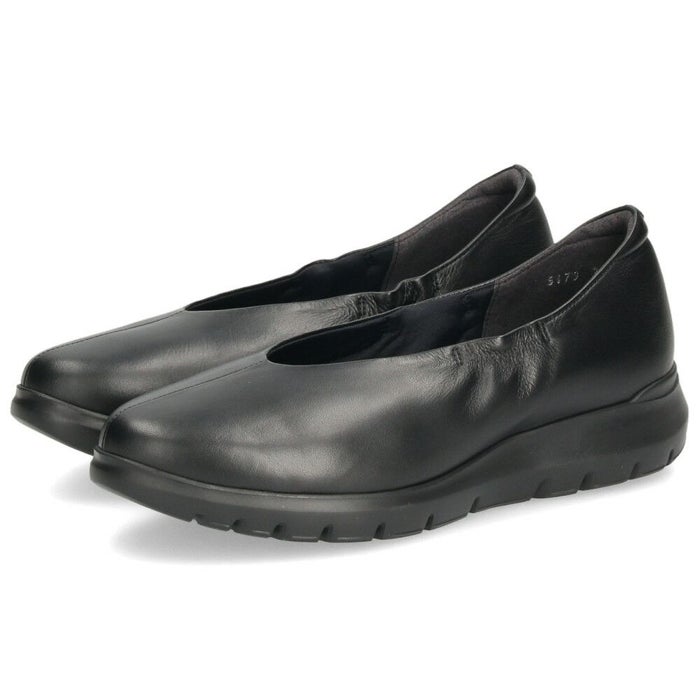 レディース スリッポン 幅広 靴 レザー 黒 軽量 ゆったり 甲高 Vカット シューズ 本革 日本製 ブラック オーク 5179 COMPOSITION Blow