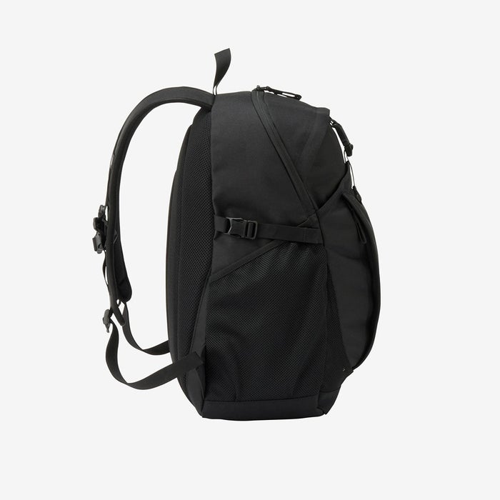 ノースフェイス リュック バック リープ30 32L THE NORTH FACE 62610 LEAP30 ブラック 黒 ホワイト レッド グレー