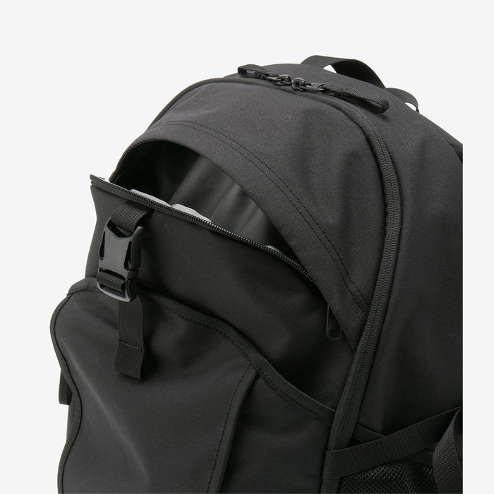 ノースフェイス リュック バック リープ30 32L THE NORTH FACE 62610 LEAP30 ブラック 黒 ホワイト レッド グレー
