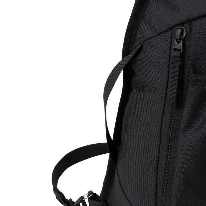 ノースフェイス ショルダーバッグ リープスリング THE NORTH FACE NM72600 LEAP SLING 7L スリングバッグ ボディバッグ ワンショルダー ブラック 黒 ホワイト レッド