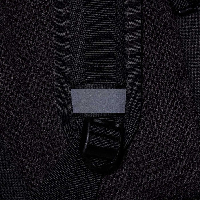 ノースフェイス リュック バック リープ20 23L THE NORTH FACE NM62611 LEAP20 デイパック バックパック通勤 通学 PC収納 ブラック 黒 ホワイト レッド グレー