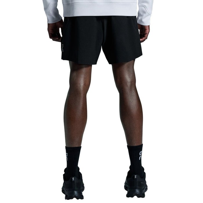 On オン 7" Core Shorts 7インチ コアショーツ ランニングショーツ メンズ ランニングパンツ ランニングウェア 1MF10740553 ブラック