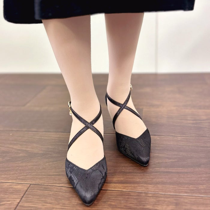 パンプス 結婚式 オケージョン ストラップ ハイヒール 7cmヒール レース ラメ ポインテッドトゥ お呼ばれ 二次会 パーティ 61118 Parade