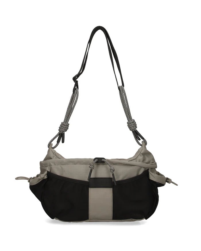 ハンター ショルダーバック ボディーバック 撥水 耐水 防水 軽量 耐久性 HUNTER トラベル クロスボディ 7123 斜め掛け ブラック 黒 ホワイト 白 グレー