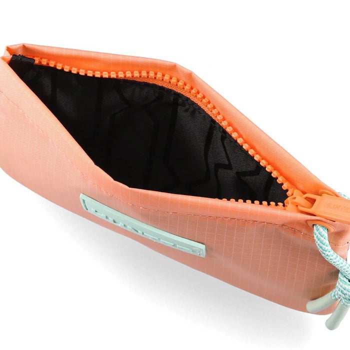 HUNTER ハンター トラベル ミニ ポーチ 小物入れ 小さめ スリム 軽量 ナイロン メンズ レディース UBP7120NRS