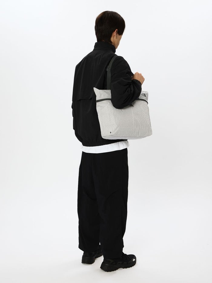 ノースフェイス トートバッグ 20L 大容量 通勤 通学 鞄 黒 ラフタートート THE NORTH FACE 72626 ブラック グレー ブルー