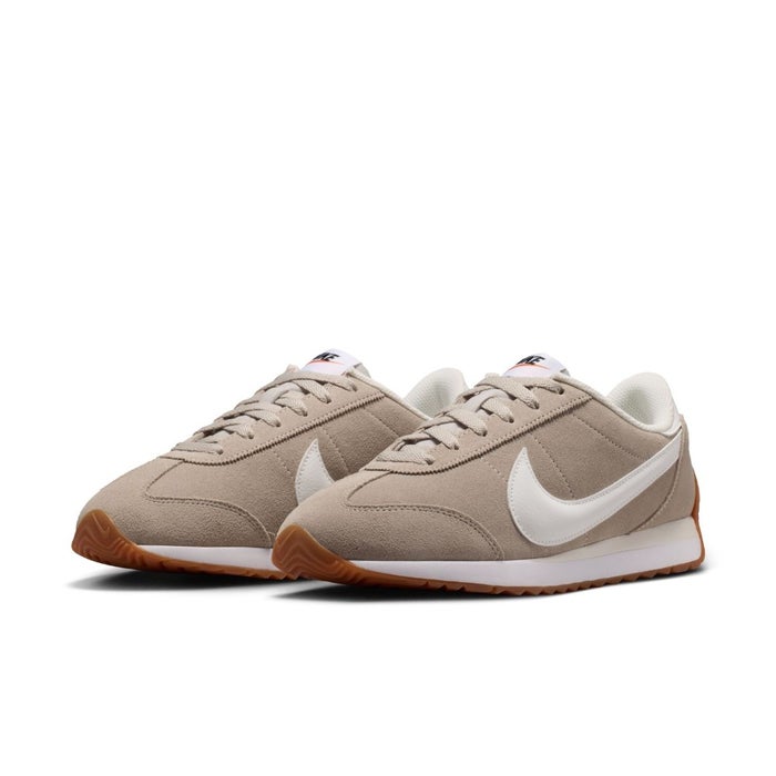 ナイキ パシフィック スエード レディース スニーカー 靴 NIKE PACIFIC SUEDE IQ6582-200 クリーム ローカット カジュアル レザー スエード ガムソール