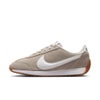 ナイキ パシフィック スエード レディース スニーカー 靴 NIKE PACIFIC SUEDE IQ6582-200 クリーム ローカット カジュアル レザー スエード ガムソール