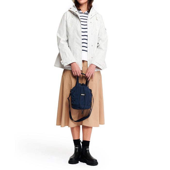 エーグル AIGLE ミニショルダーバッグ SEA 撥水 パッカブル 巾着バッグ 4L ショルダーバッグ ミニバッグ 2WAY デイリー 旅行 メンズ レディース ZNHBS06